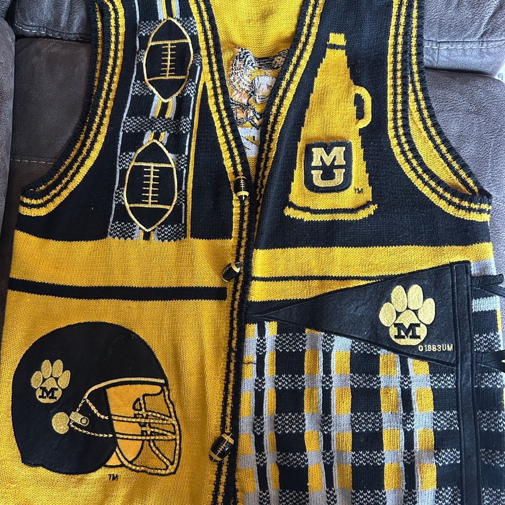 Vintage Mizzou Sleeveless Knit Sweater